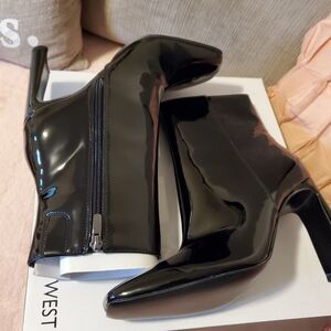 New Nine West Boots size 9 black